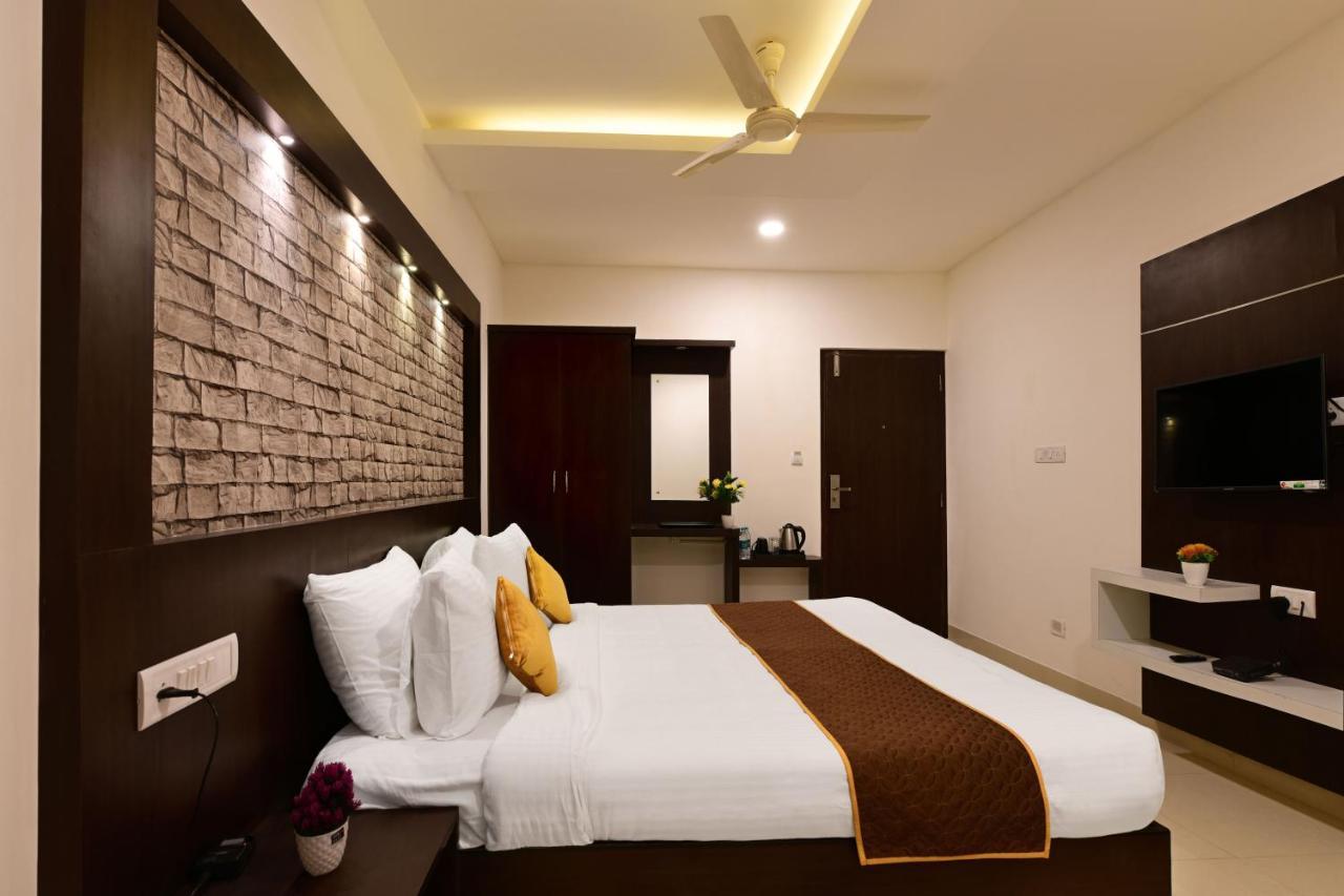 Hotel Bv Colours By Rivido, Begur Main Road Μπανγκαλόρ Εξωτερικό φωτογραφία