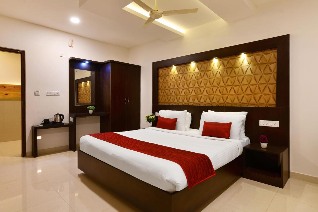 Hotel Bv Colours By Rivido, Begur Main Road Μπανγκαλόρ Εξωτερικό φωτογραφία