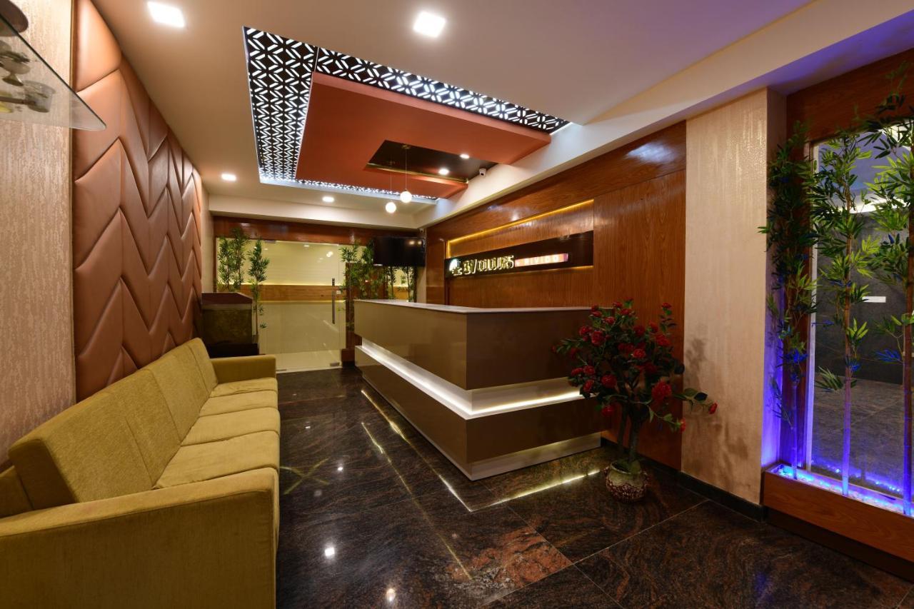 Hotel Bv Colours By Rivido, Begur Main Road Μπανγκαλόρ Εξωτερικό φωτογραφία