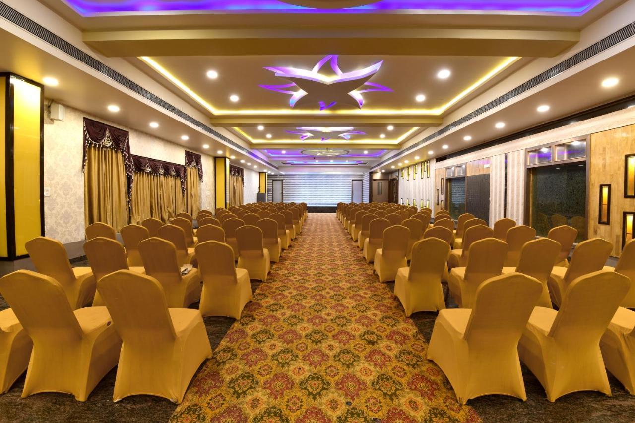Hotel Bv Colours By Rivido, Begur Main Road Μπανγκαλόρ Εξωτερικό φωτογραφία